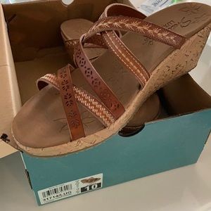 Sketchers sandals